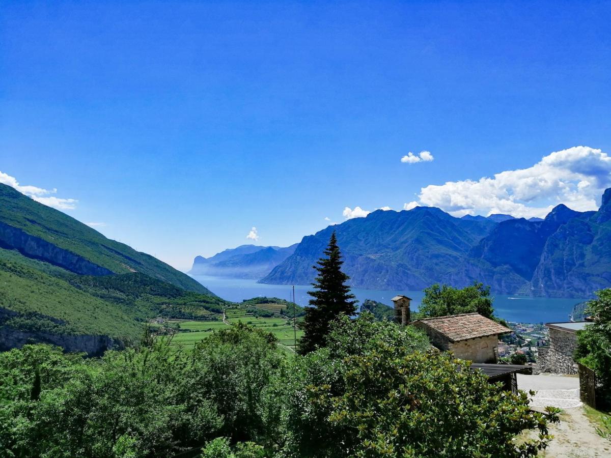 Casa San Tome Guest House Torbole Sul Garda Exterior photo